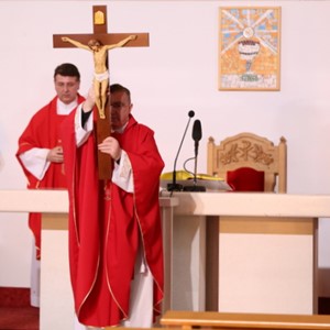 Kardinal Bozanić predvodio obrede Velikoga petka